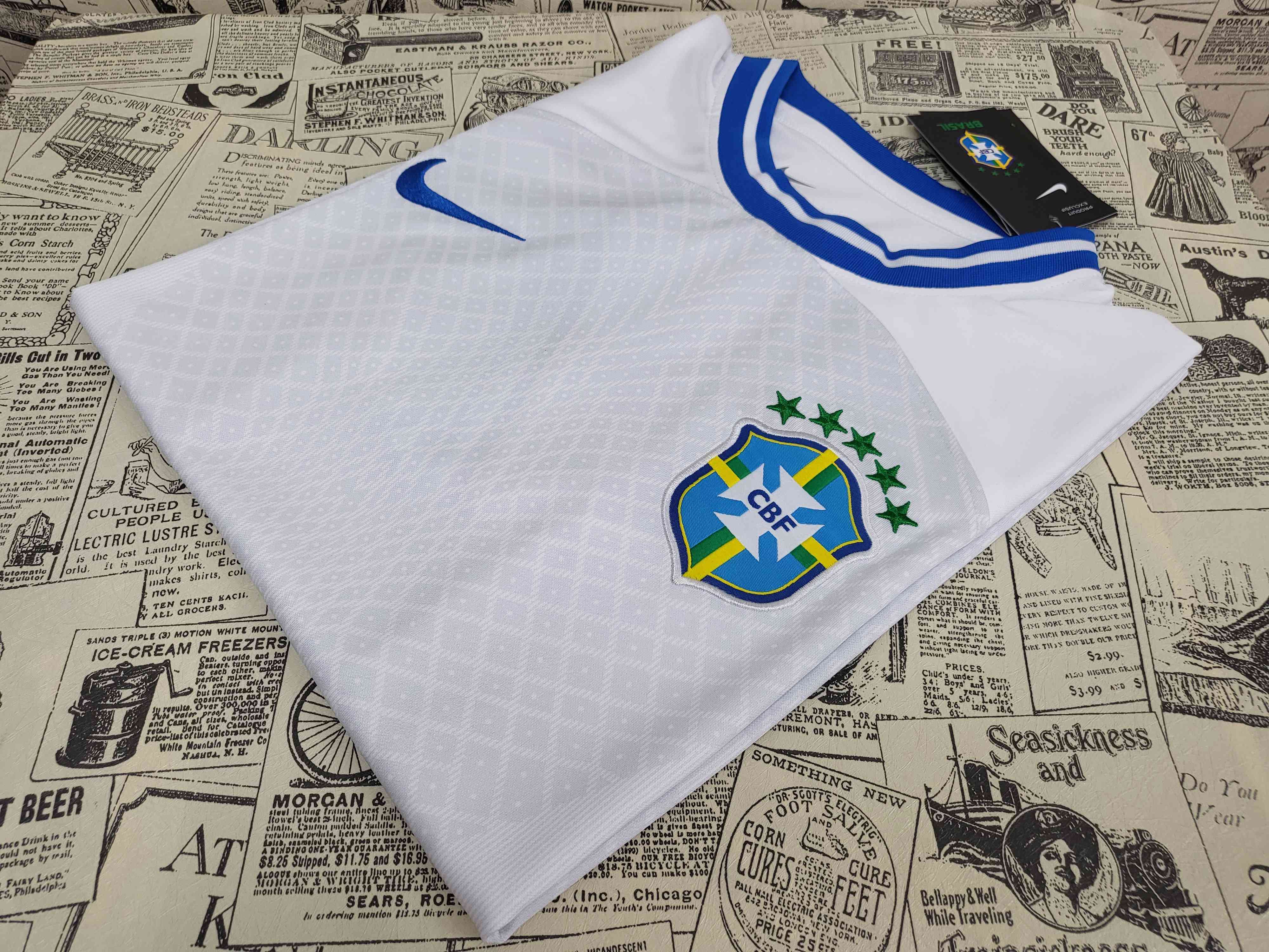 CAMISA BRASIL BRANCA (CONCEITO) 22/23